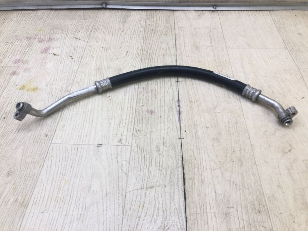 88704-08160 | Трубка кондиціонеру TOYOTA SIENNA 11-16