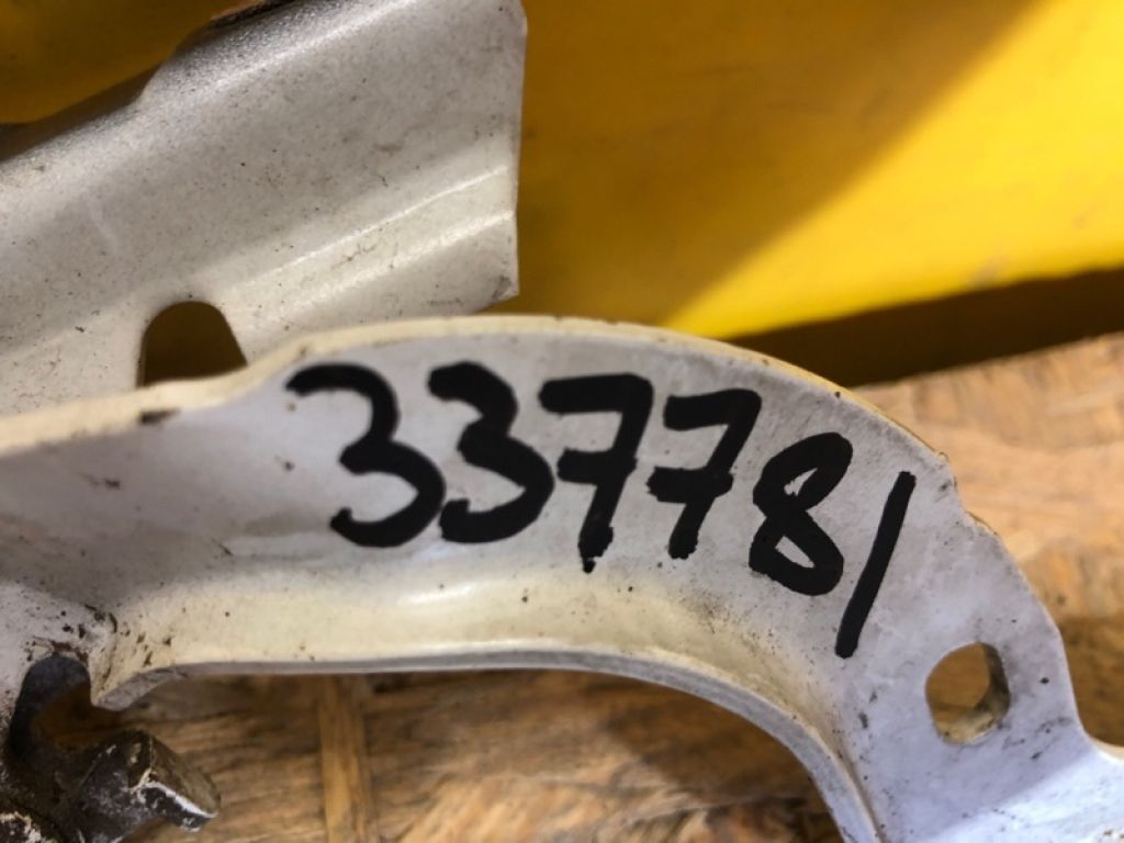 53410-76030 | Петля капоту прав. LEXUS CT200 17- - Фото 2