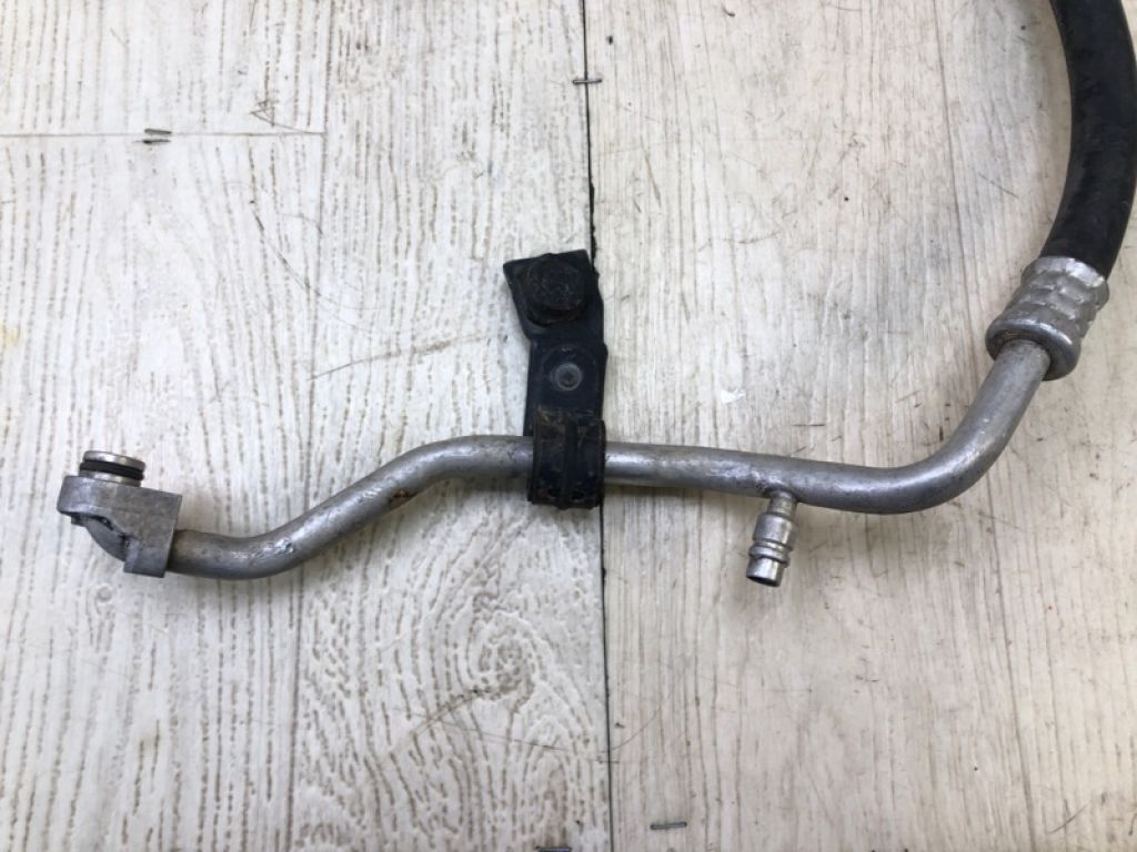 Трубка кондиціонеру TOYOTA TUNDRA 99-06 - Фото 4