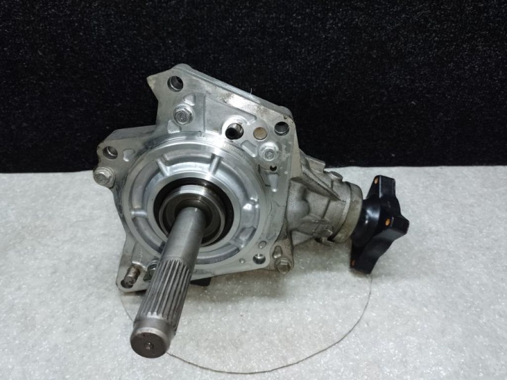 33100-JD600 | Роздавальна коробка NISSAN QASHQAI 07-14