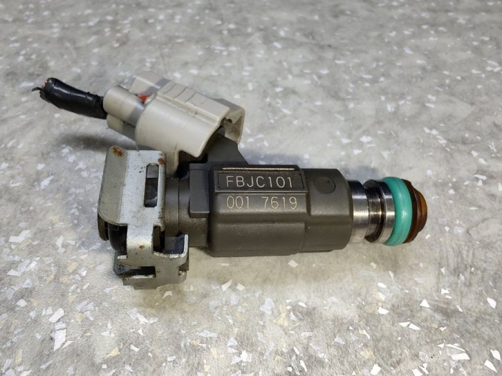 16600-AE060 | Форсунка топливная NISSAN X-TRAIL T30 01-07