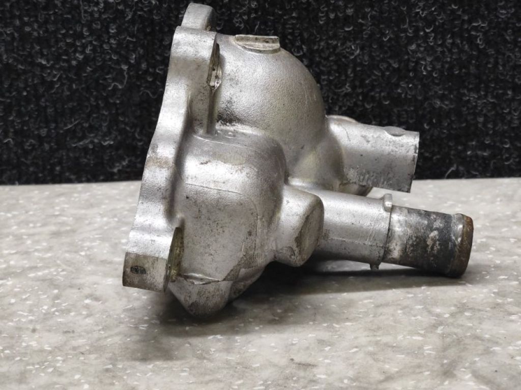 11060-8H700 | Корпус термостата NISSAN X-TRAIL T30 01-07 - Фото 5