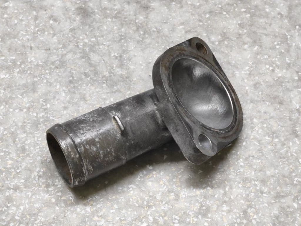 13049-6N200 | Кришка термостату NISSAN X-TRAIL T30 01-07 - Фото 2