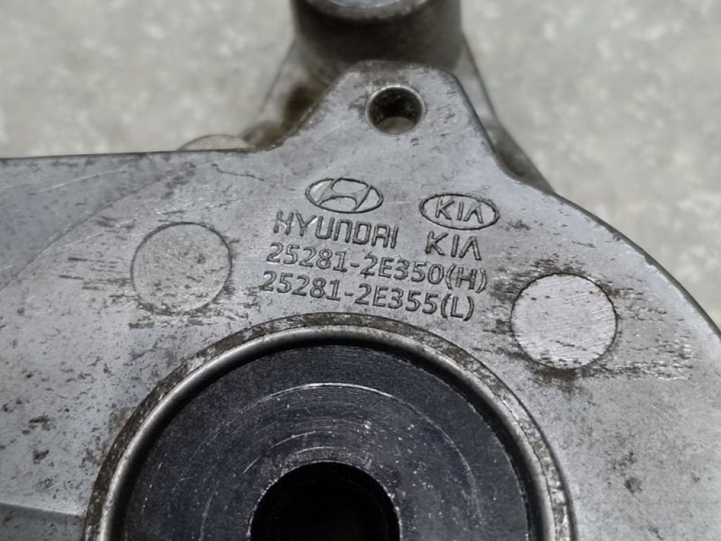 25281-2E355 | Натягувач ременя генератора HYUNDAI ELANTRA AD 16- - Фото 3