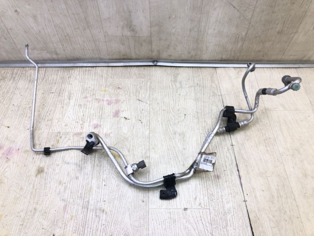 97762-2L110 | Трубка кондиціонеру HYUNDAI ELANTRA HD 06-11