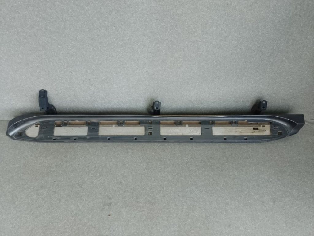 51782-60180 | Подножка лев. TOYOTA LAND CRUISER PRADO 120 02-09