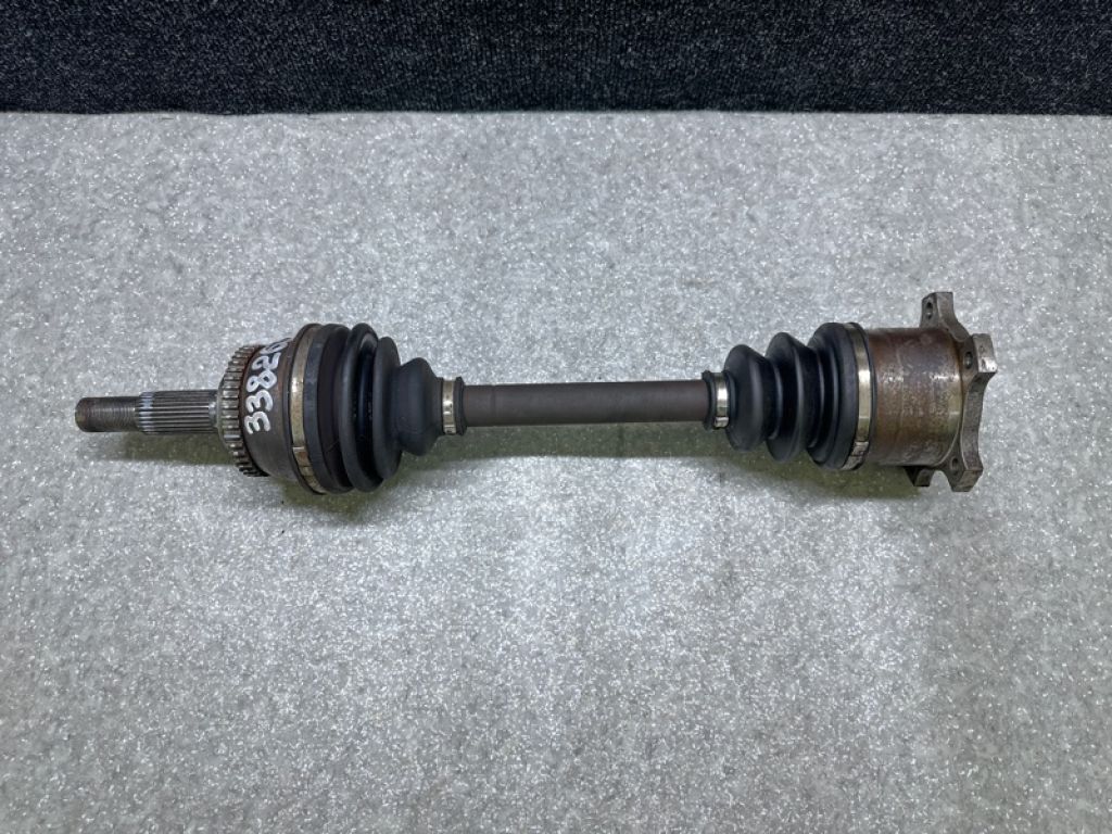 39100-8H615 | Привід передній прав. NISSAN X-TRAIL T30 01-07