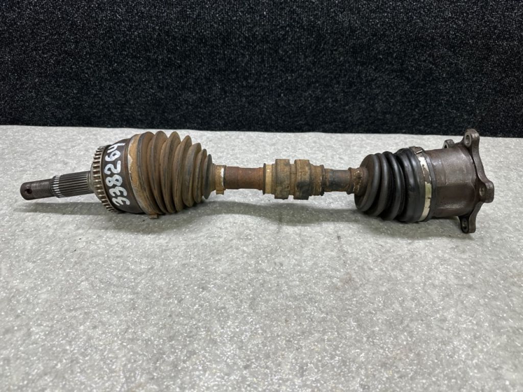 39100-8H615 | Привід передній прав. NISSAN X-TRAIL T30 01-07 - Фото 2