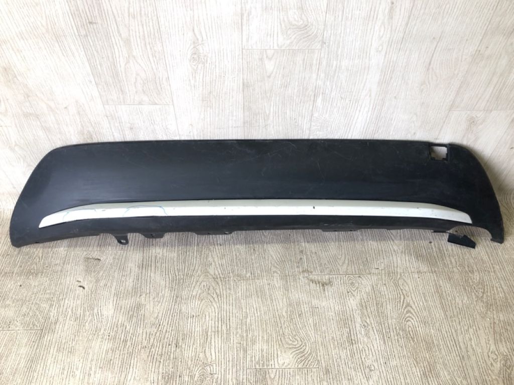 52169-02060 | Накладка бампера задн. TOYOTA COROLLA 18-