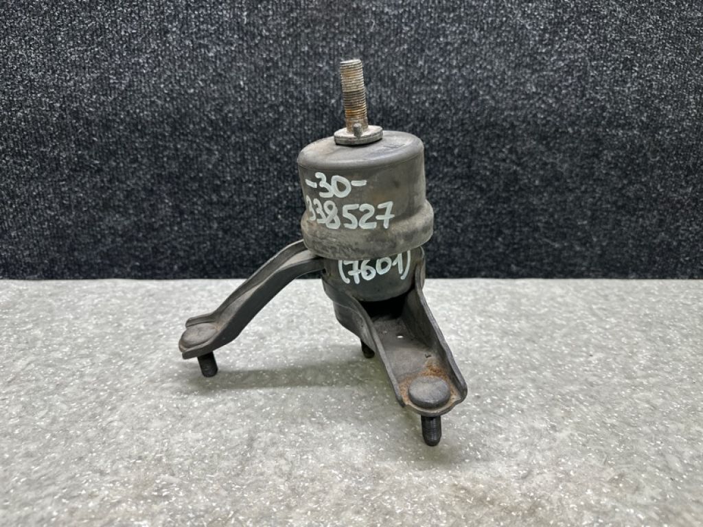12372-0H020 | Подушка двигателя лев. TOYOTA CAMRY 30 02-06