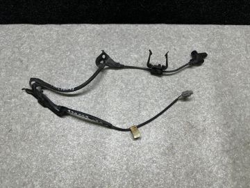 Датчик ABS передн. лев. TOYOTA CAMRY 30 02-06