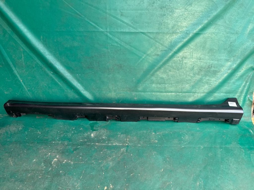 75852-06904 | Накладка порога наружная лев. TOYOTA CAMRY 40 06-11