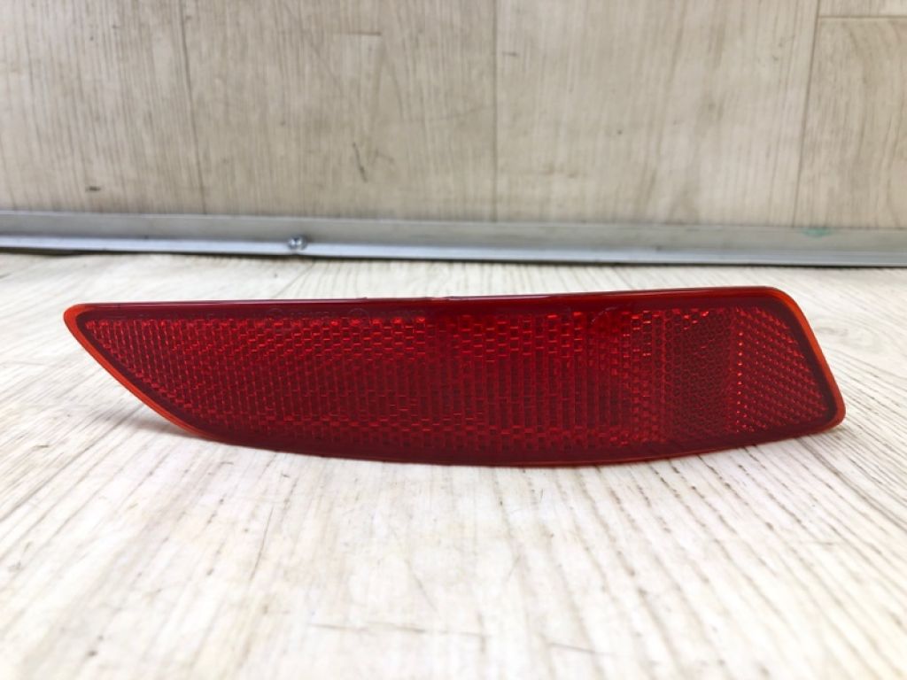 81910-50010 | катафот R правий LEXUS LS460 12-