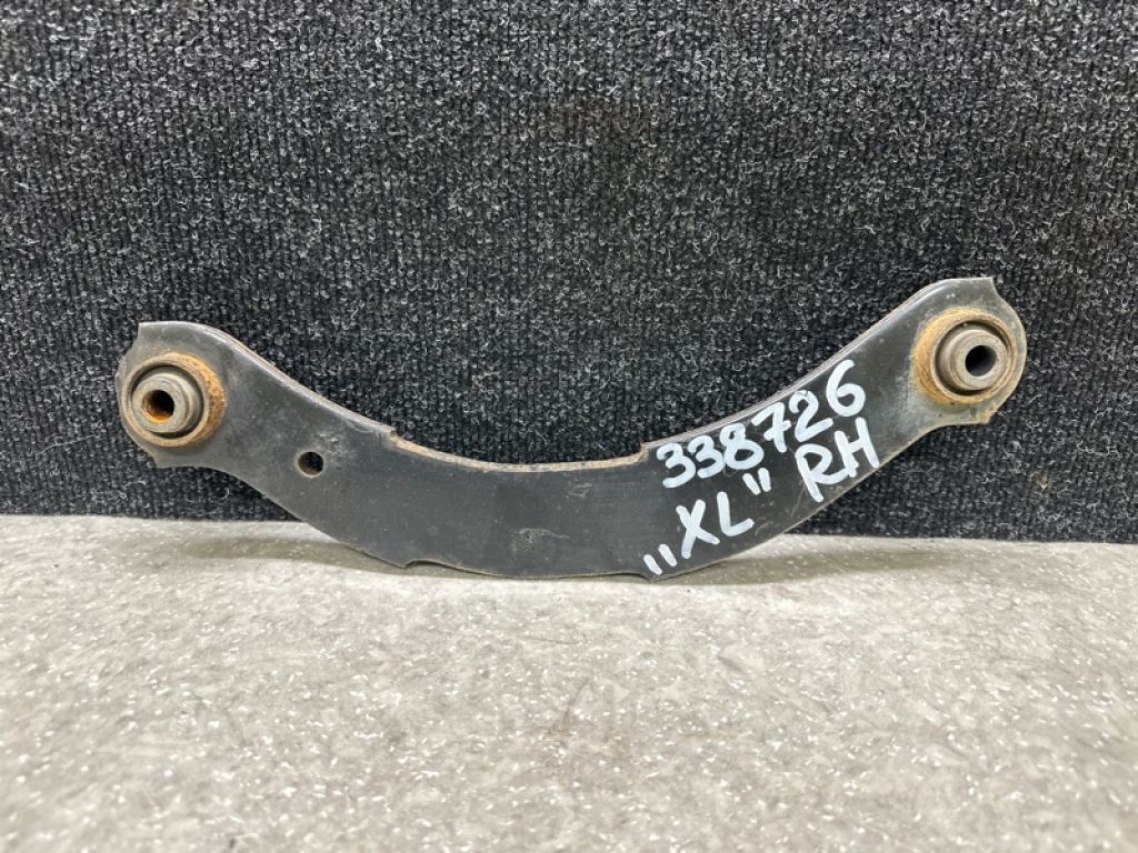 4110A085 | Рычаг задней подвески поперечный верхний прав. MITSUBISHI OUTLANDER XL 05-13