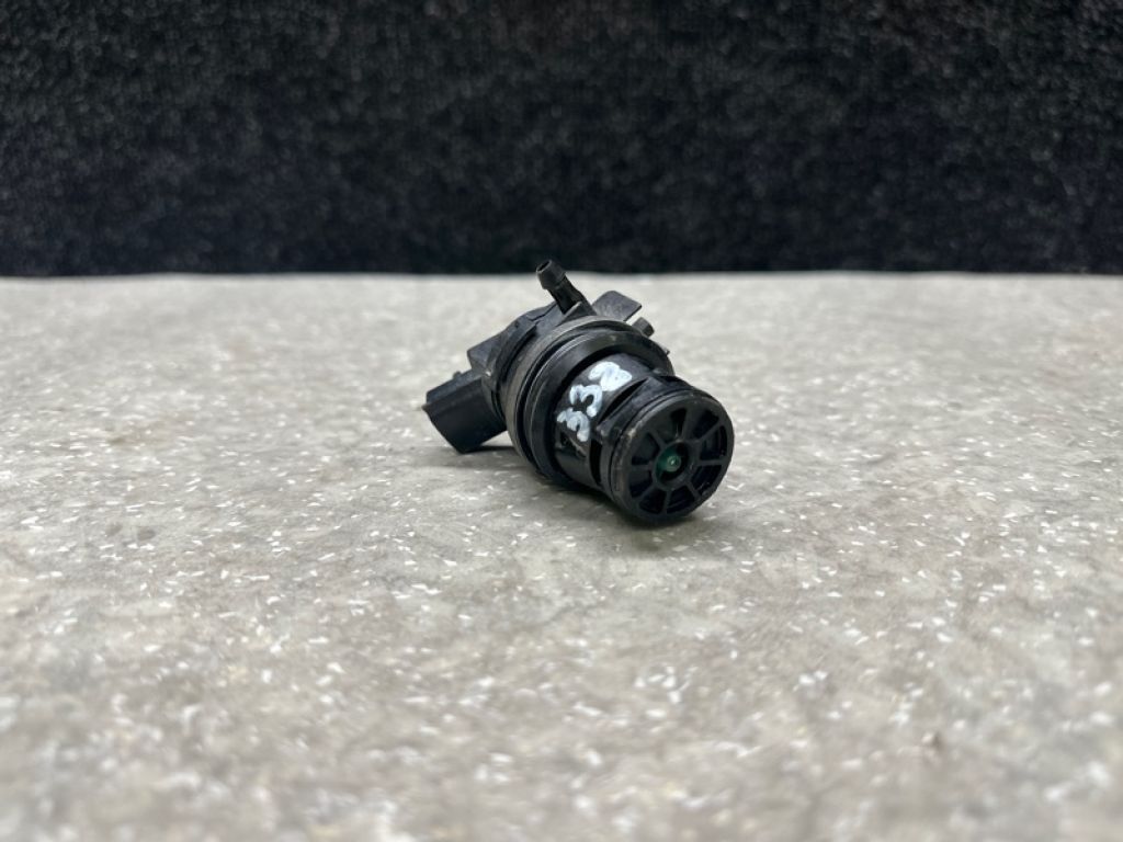 85330-21010 | Насос омивача скла TOYOTA PRIUS - 30 09-17 - Фото 3