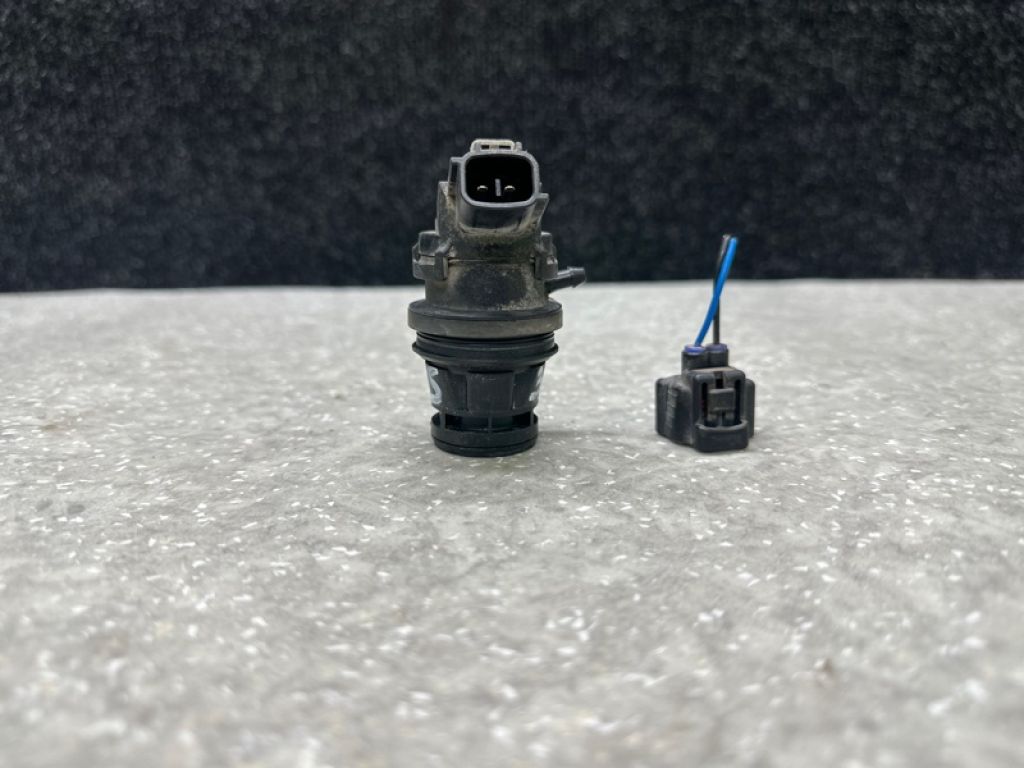 85330-21010 | Насос омывателя стекла TOYOTA PRIUS - 30 09-17 - Фото 2