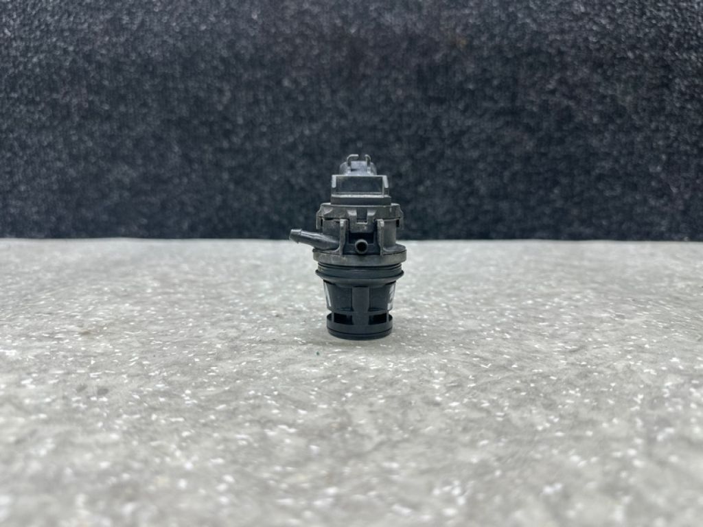 85330-60160 | Насос омывателя стекла TOYOTA PRIUS - 30 09-17