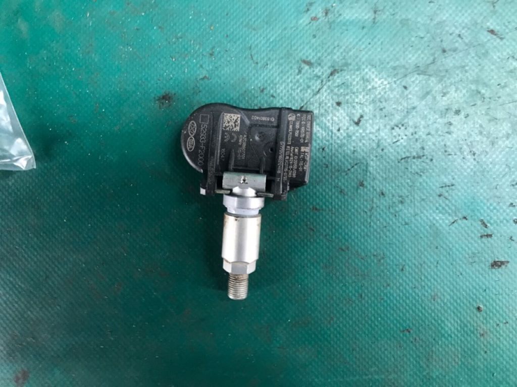 52933-F2000 | Датчик тиску в шинах HYUNDAI ELANTRA AD 16-