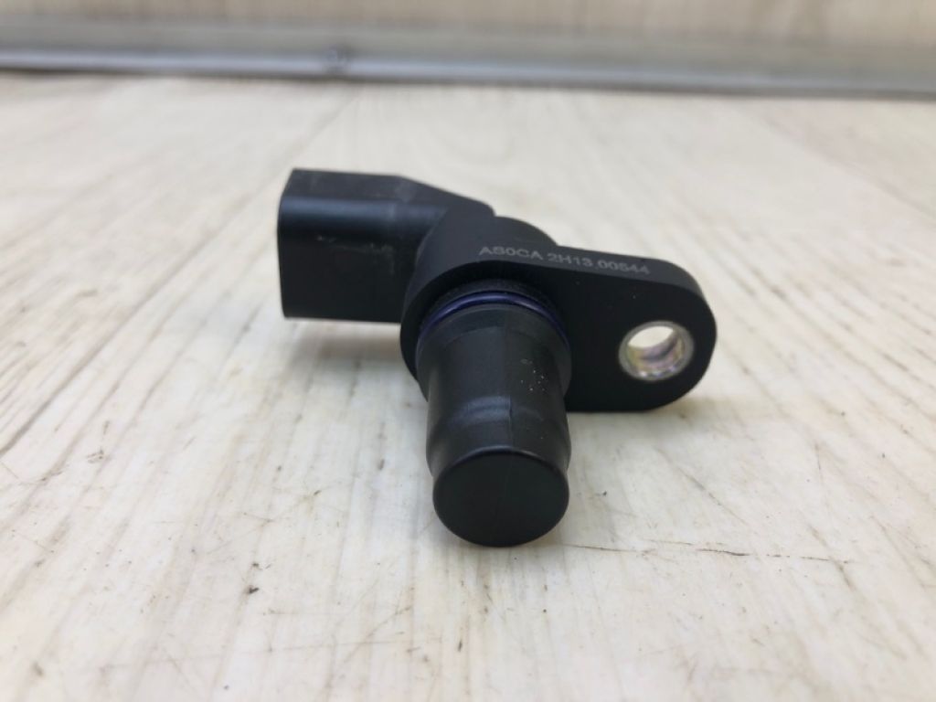 AS7Z-6B288-D | Датчик положення распредвала FORD FOCUS 10-18 - Фото 3