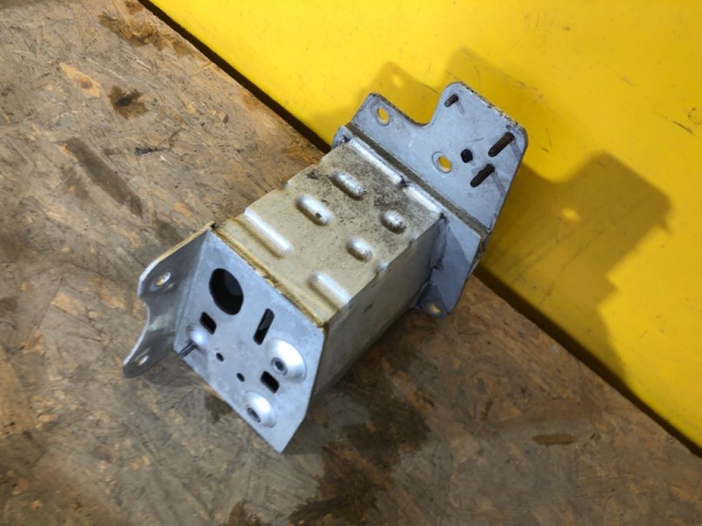 52021-50020 | Підсилювач переднього бампера LEXUS LS500 18- - Фото 8