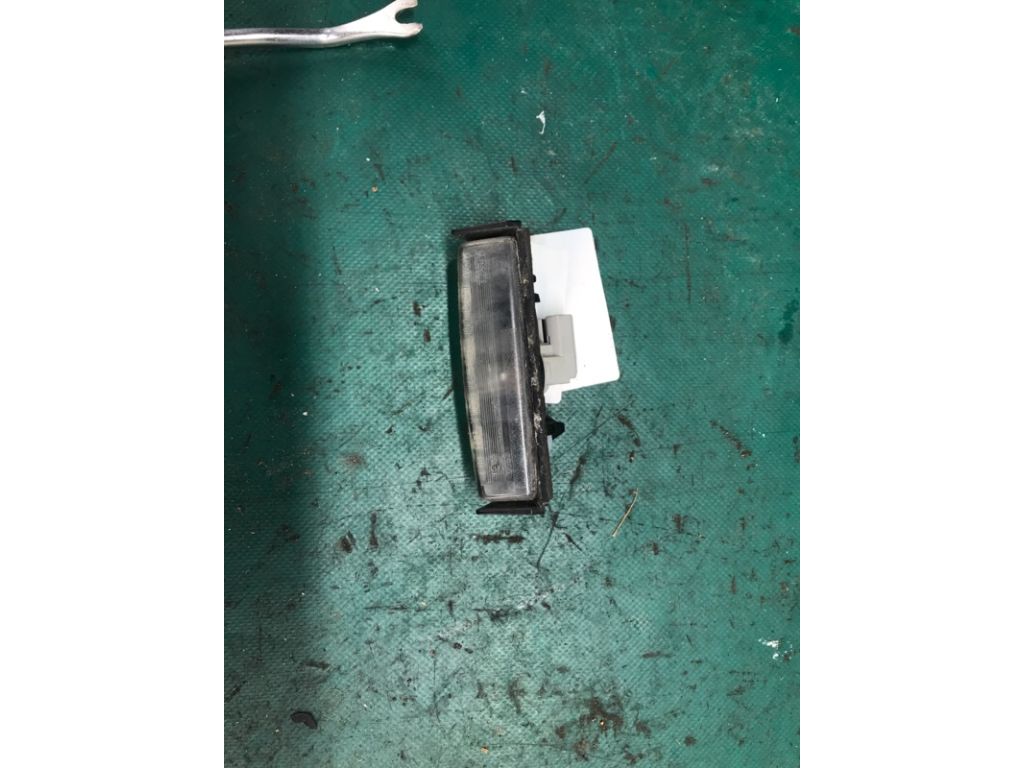 81270-AA020 | Підсвічування номера TOYOTA CAMRY 40 06-11 - Фото 2