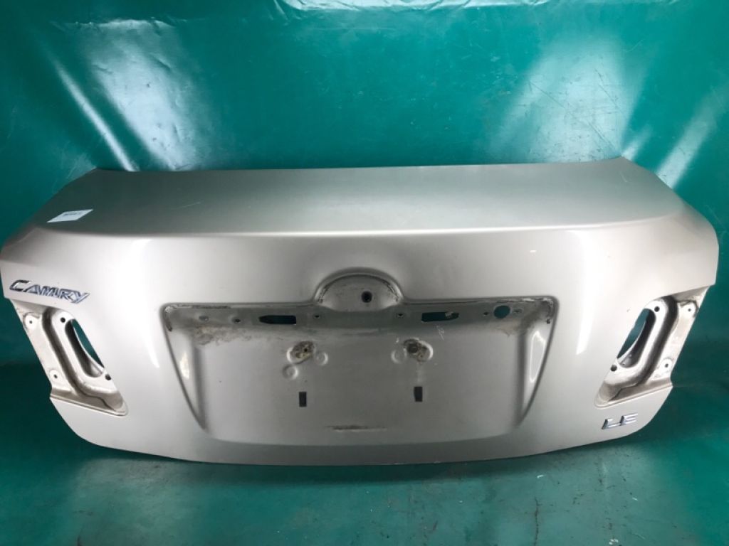 64401-06280 | Крышка багажника TOYOTA CAMRY 40 06-11
