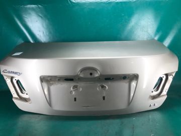 Кришка багажника TOYOTA CAMRY 40 06-11