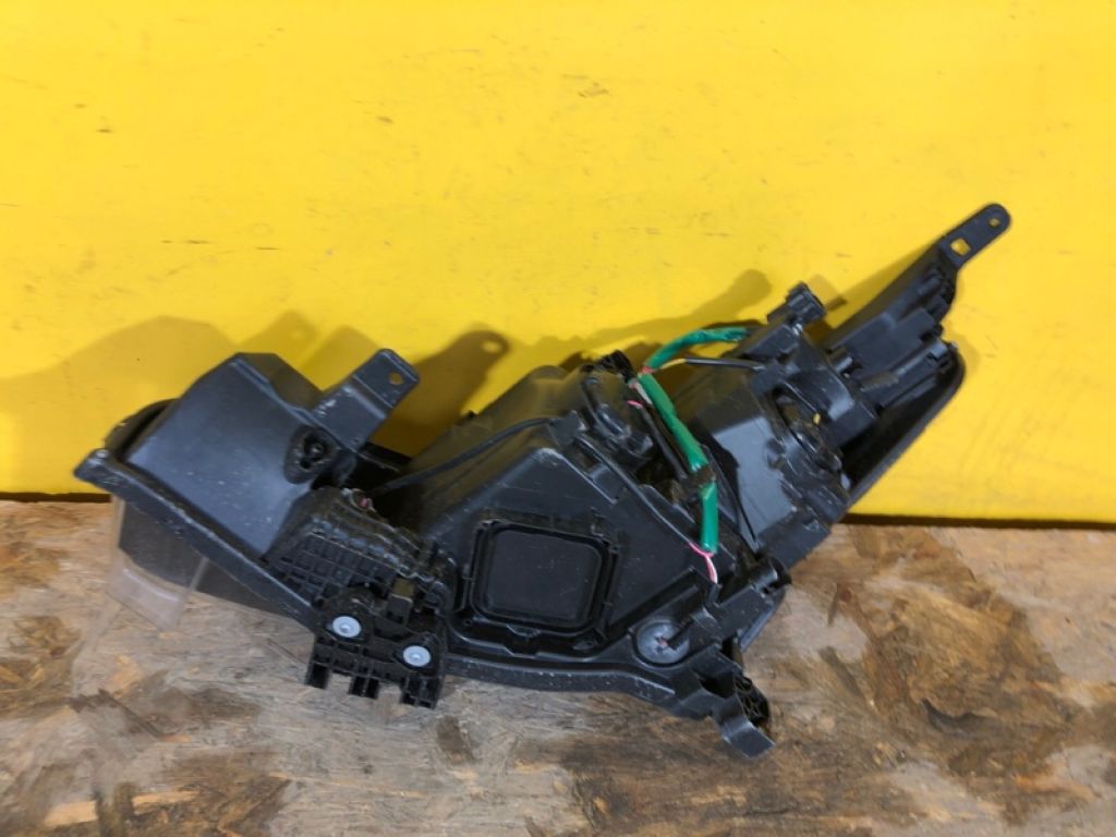 26010-5SH0A | Фара прав. NISSAN LEAF 18- - Фото 9