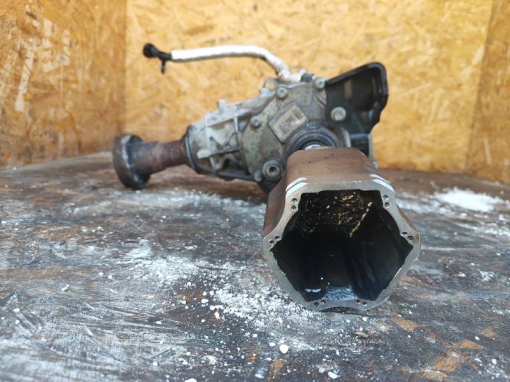 CV6Z-7251-Q | Роздавальна коробка FORD ESCAPE 12-19 - Фото 5