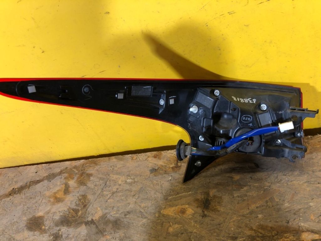 81551-50270 | Ліхтар зовнішній прав. LEXUS LS500 18- - Фото 6