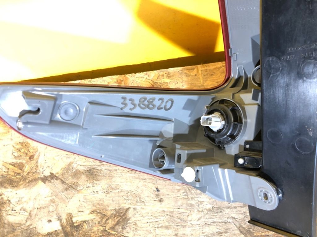 33500-TLA-A01 | Ліхтар зовнішній прав. HONDA CRV (RW) 16-20 - Фото 6