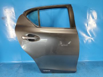 Двері задн. прав. LEXUS CT200 11-17