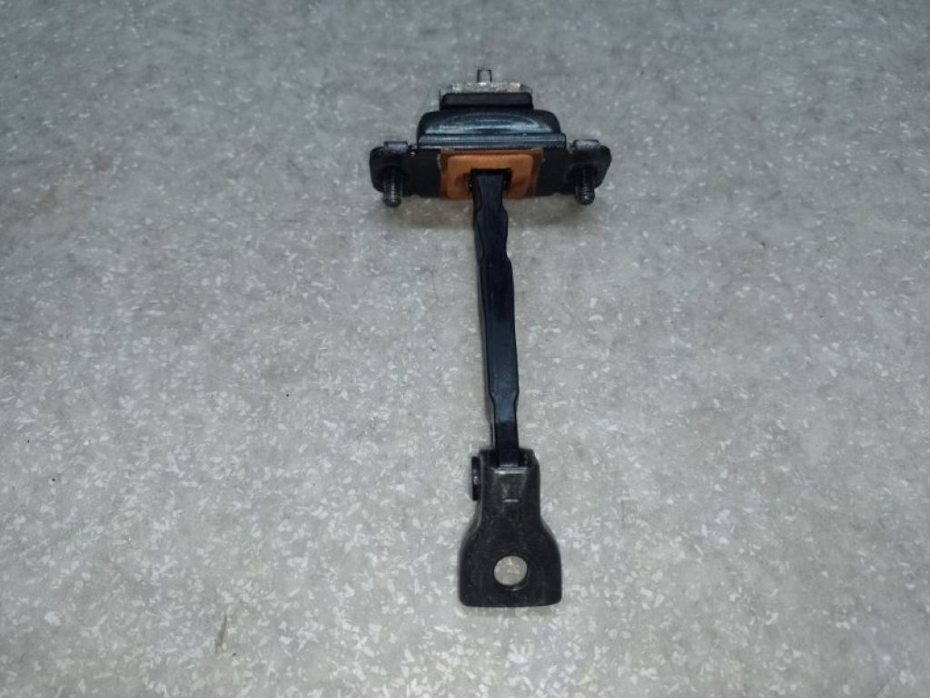 79480-F2000 | Ограничитель двери задн. лев. HYUNDAI ELANTRA AD 16-