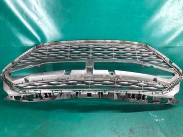 Решітка переднього бампера HYUNDAI SONATA YF 10-14
