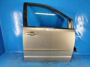 Двері передн. прав. DODGE GRAND CARAVAN 08-