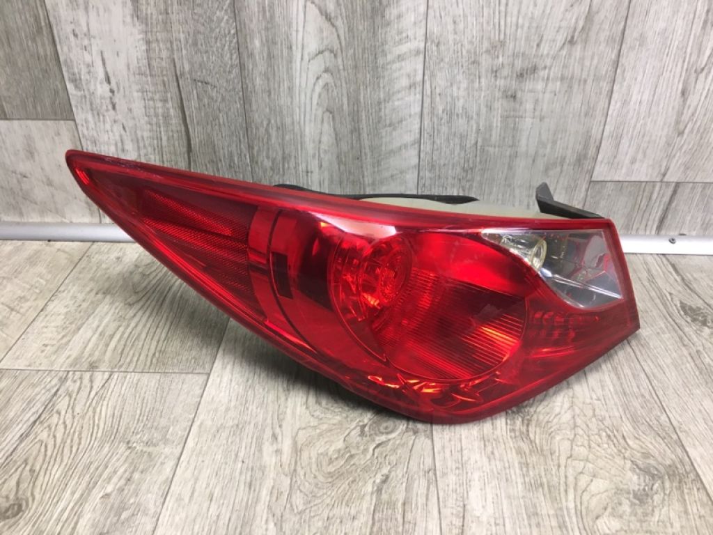 92401-3Q000 | Ліхтар зовнішній лів. HYUNDAI SONATA YF 10-14