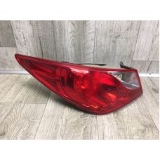 Фонарь наружный лев. HYUNDAI SONATA YF 10-14