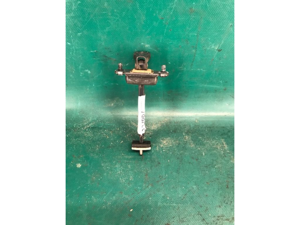 79490-F2000 | Ограничитель двери задн. прав. HYUNDAI ELANTRA AD 16-