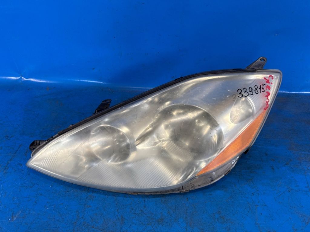 81150AE030 | Фара лів. TOYOTA SIENNA 03-10