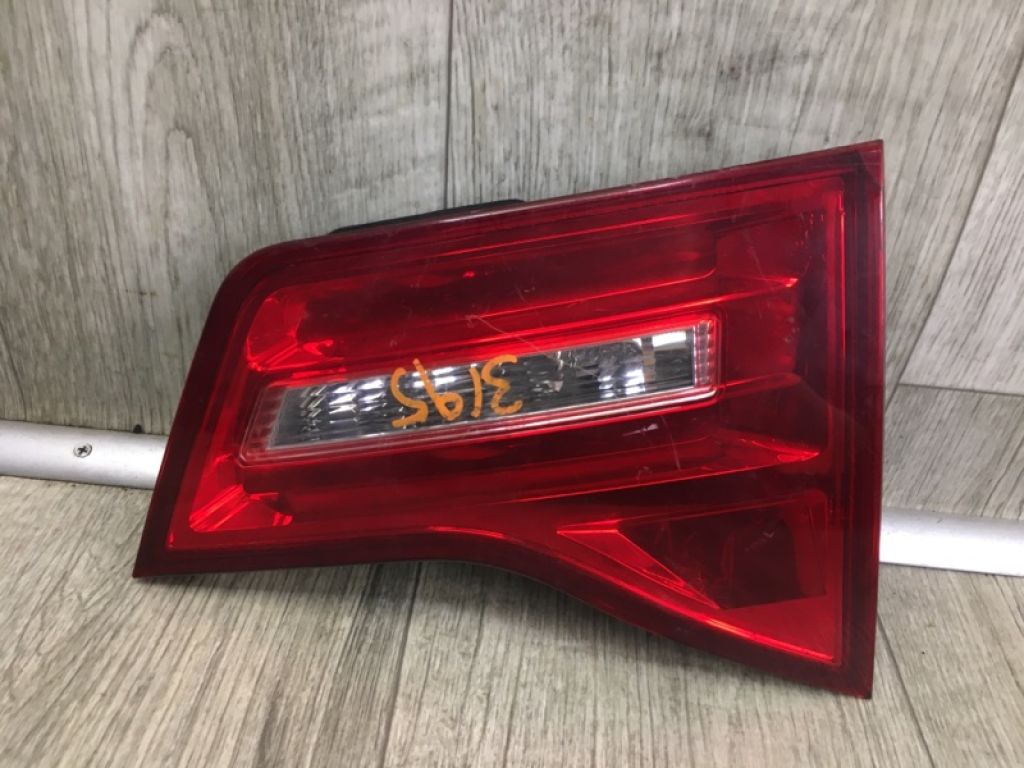 34151-STX-A02 | Ліхтар внутрішній прав. ACURA MDX (YD2) 06-13