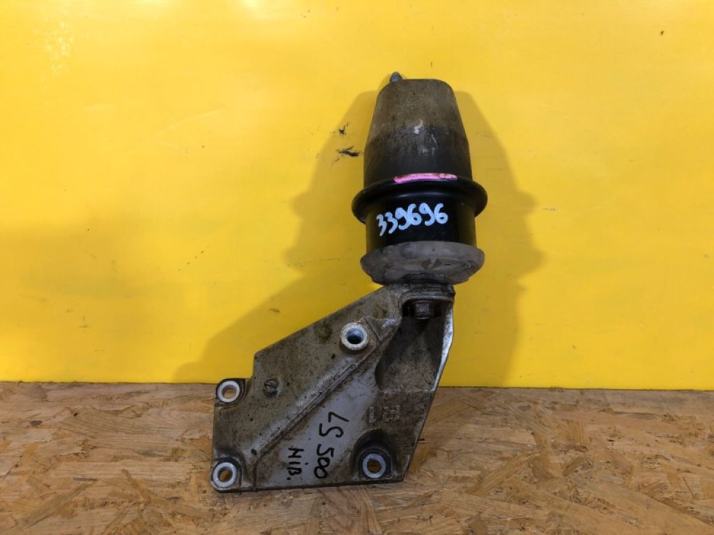 12311-31230 | Подушка двигуна прав. LEXUS LS500 18-