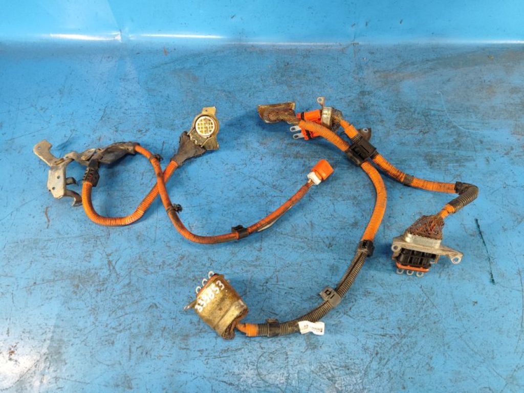8212247010 | Провідка високовольтна TOYOTA PRIUS - 30 09-17
