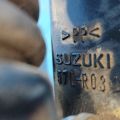 1388157L00 | Патрубок впускної системи SUZUKI KIZASHI 09-14 - Прев'ю 5