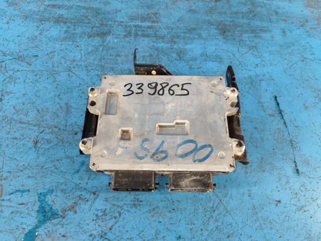 3391057L10 | Блок управления двигателем SUZUKI KIZASHI 09-14