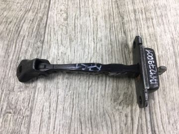 Обмежувач дверей передн. лів. HYUNDAI ACCENT RB 10-