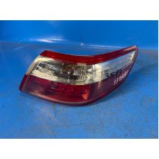 Фонарь наружный прав. TOYOTA CAMRY 40 06-11