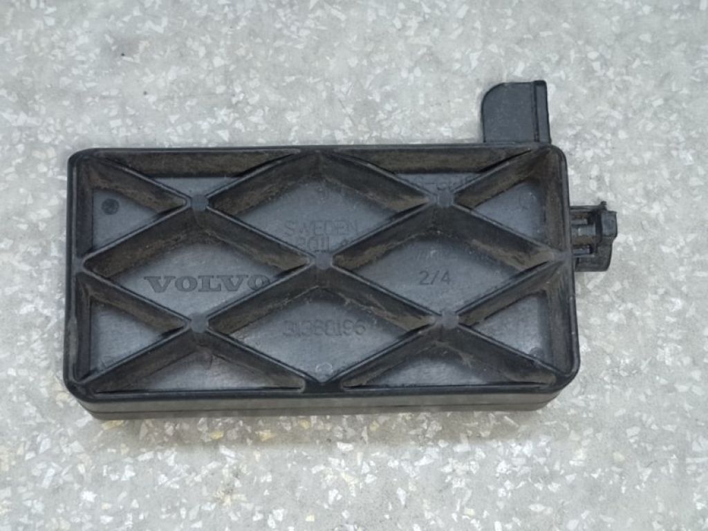 31368196 | Крепление радиатора VOLVO XC70 07-16