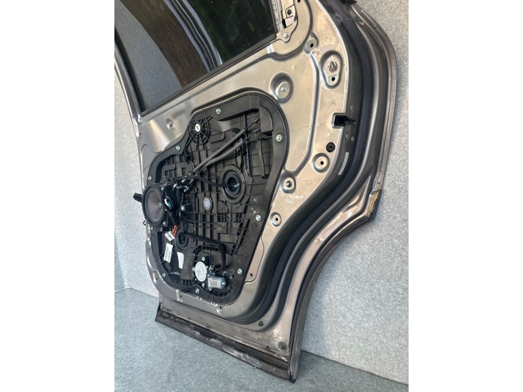 77004-C6000 | Дверь задн. прав. KIA SORENTO UM 14- - Фото 9