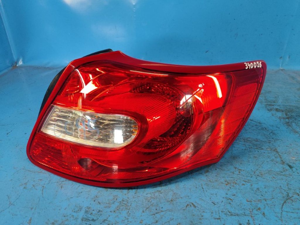 3565057L00 | Фонарь наружный прав. SUZUKI KIZASHI 09-14
