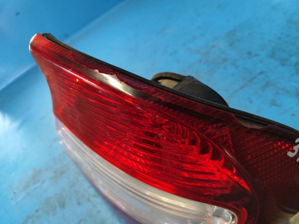 81551AA050 | Фонарь наружный прав. TOYOTA CAMRY 30 02-06 - Фото 3